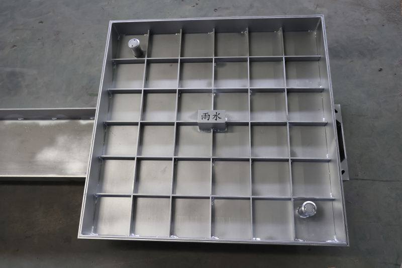 异形不锈钢井盖