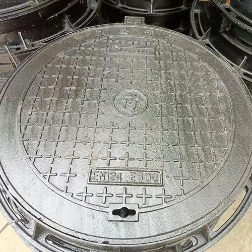 井盖E600与D400区别