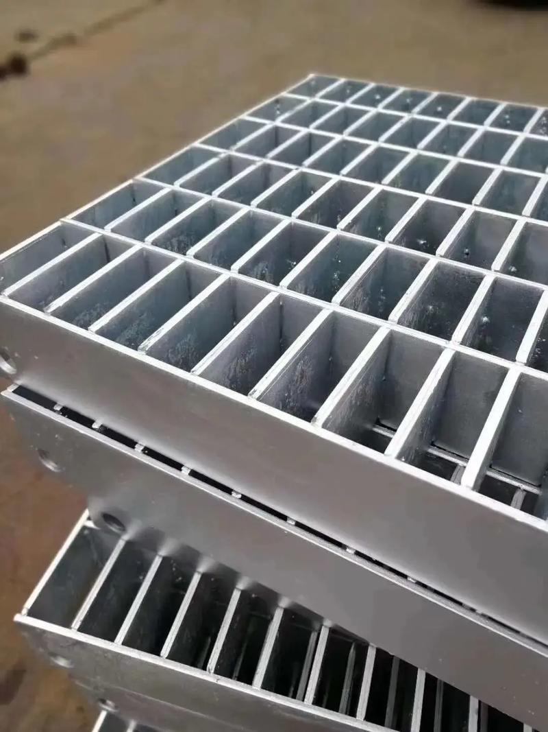 贵港镀锌钢格栅 贵港镀锌钢格栅