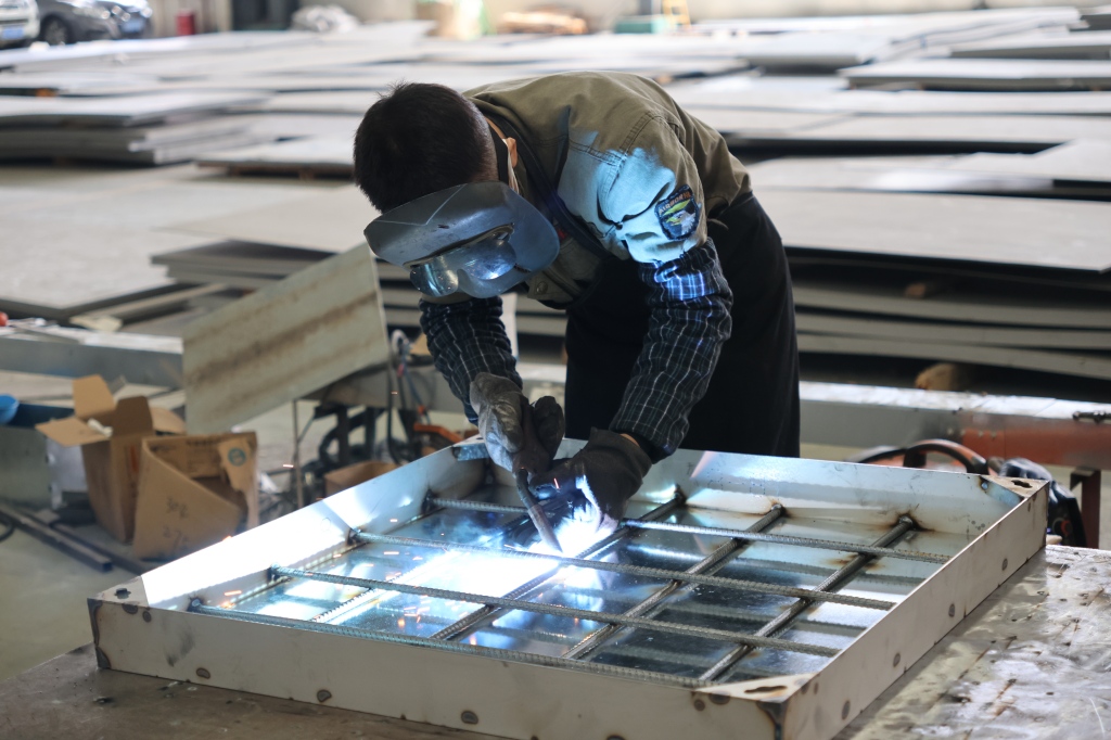 广东不锈钢井盖十大厂家 广东不锈钢井盖十大厂家