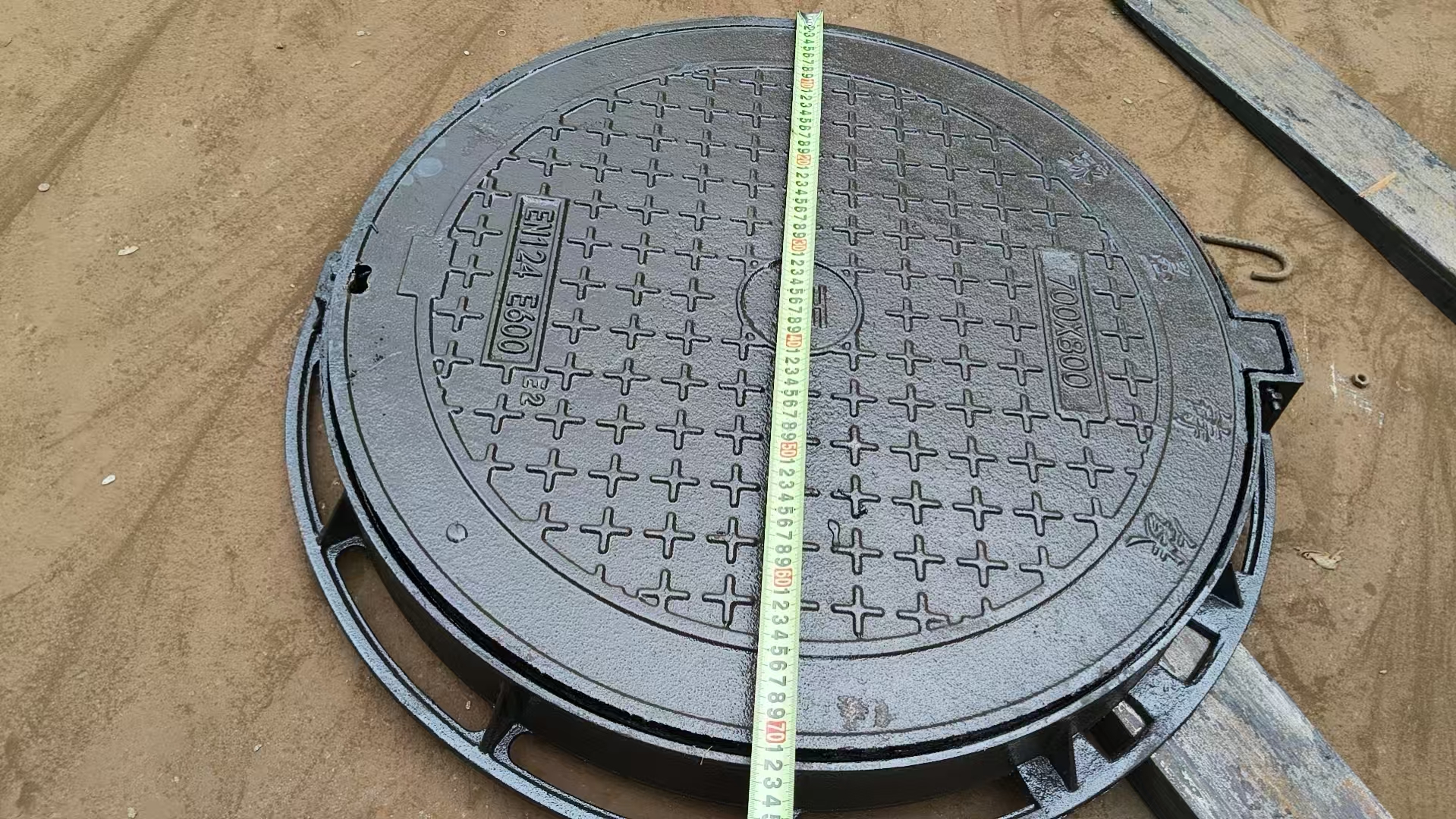 700*800球墨铸铁圆井 700*800球墨铸铁圆井