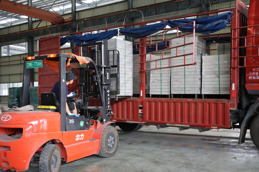 广东不锈钢井盖厂家_法斯特按需定制_适配市政/商业/沿海全场景