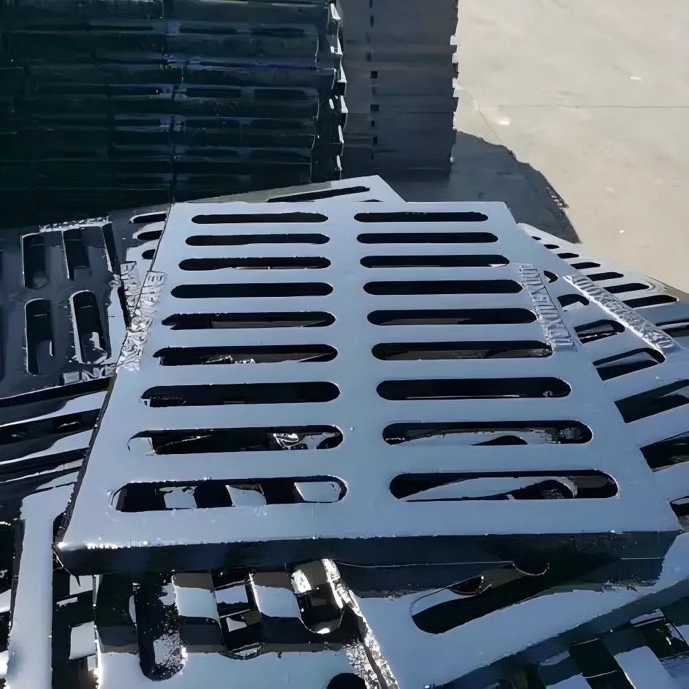 重投井盖｜深圳市政优选，球墨铸铁沟盖板厂家排水安全防线