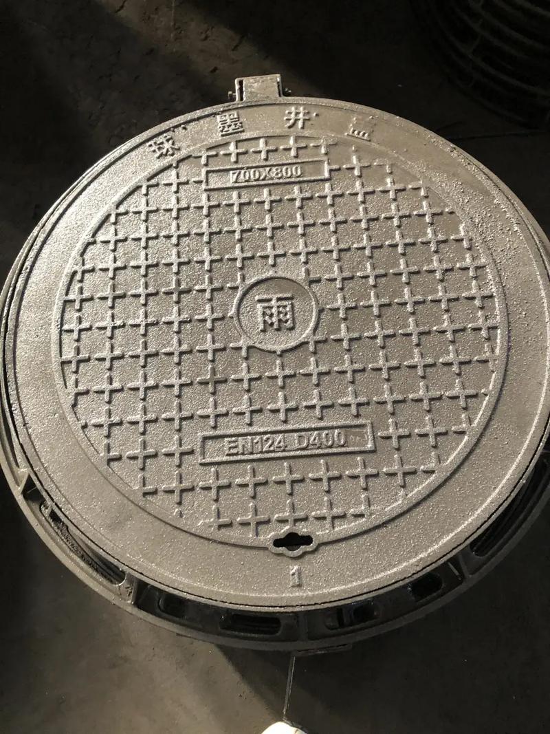 铸铁卡簧井盖