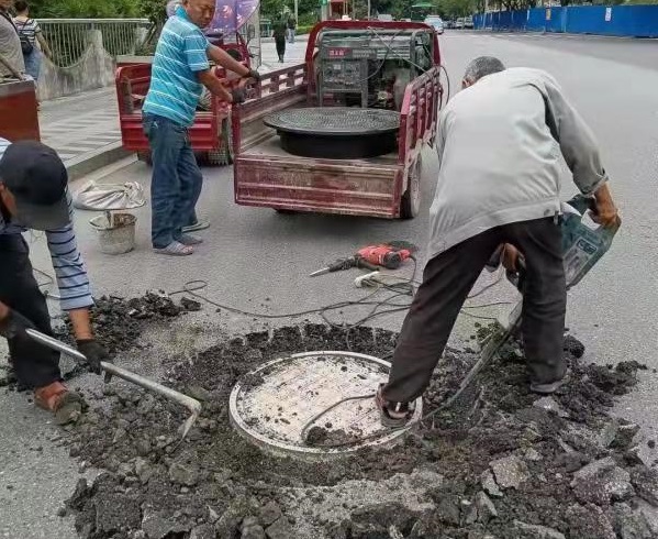中山东凤公路养护年度供货｜重投井盖全年持续补换球墨铸铁井盖