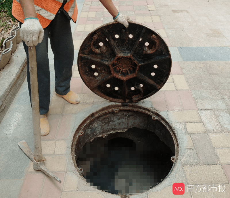 广州多地井盖破损隐患突出，重投井盖助力管网工程出行安全